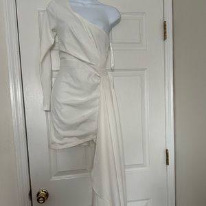 All white Windsor dress. Size small